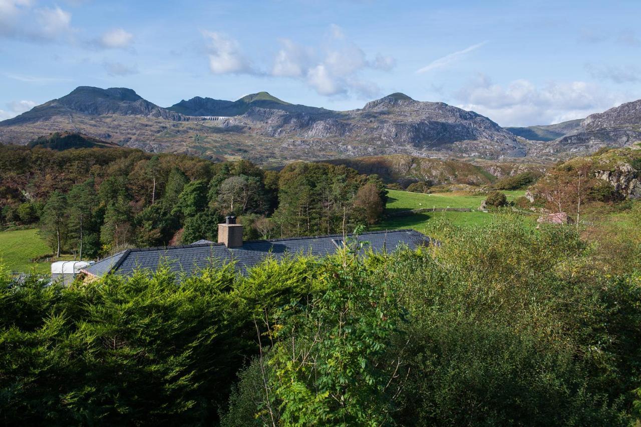 Homely Cottage With Garden And Mountain-View ブライナイ・フェスティニオグ エクステリア 写真